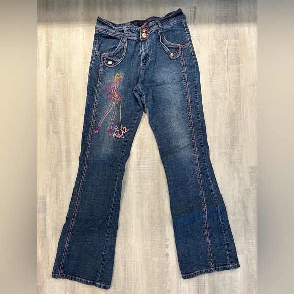 πNeesa & The Lil Pink Dog 
Vintage Y2K - Picture 1 of 6